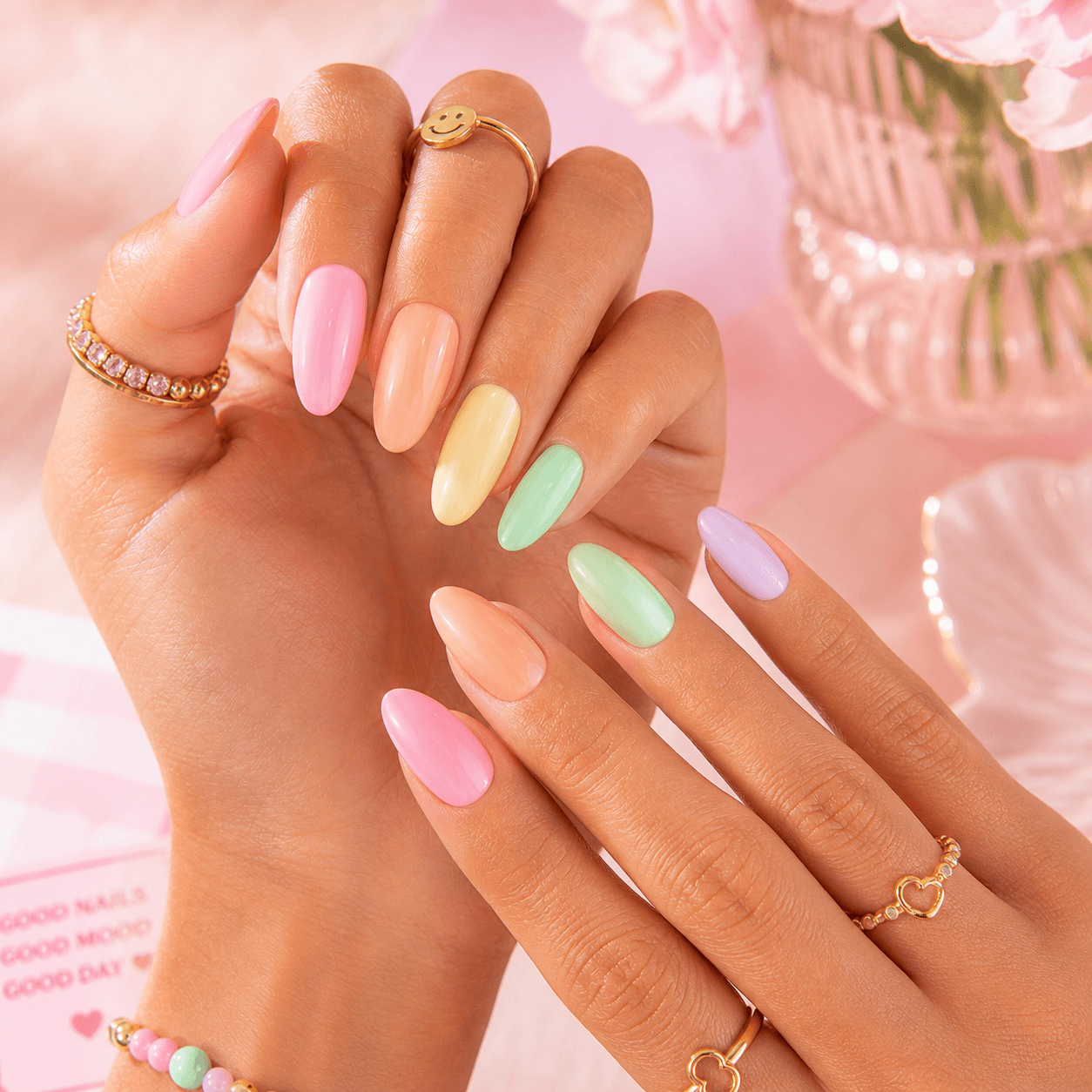 Pastel rainbow nail set